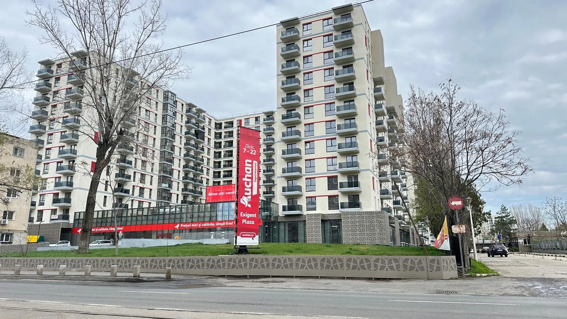 Exigent Plaza Home - Free Private Parking